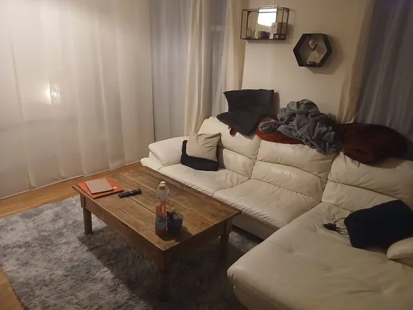 Studio 1 pièce 31 m² 