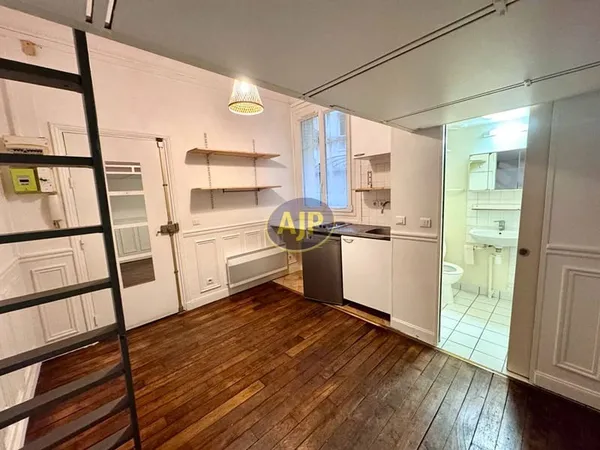 Appartement 1 pièce 13 m² 