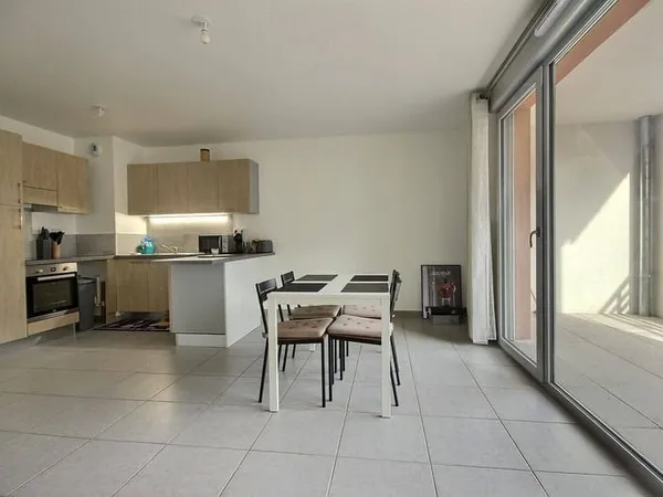Appartement 3 pièces 64 m² 