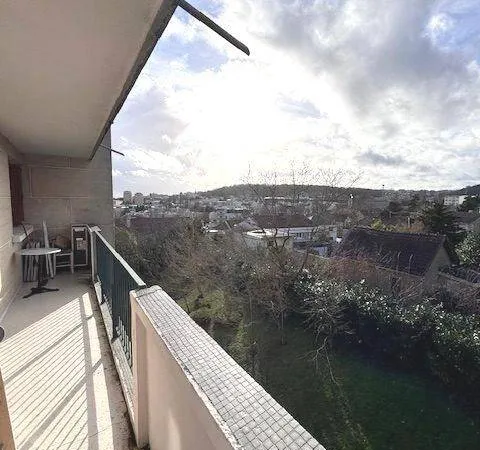 Appartement 4 pièces 94 m² 