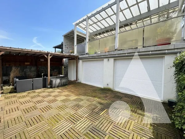 Maison 5 pièces 203 m² 