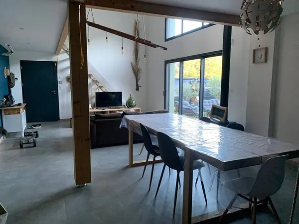 Maison 5 pièces 151 m² 
