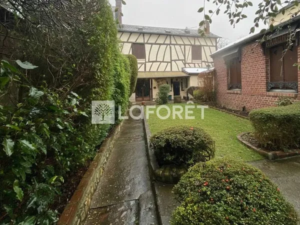Maison 5 pièces 104 m² 