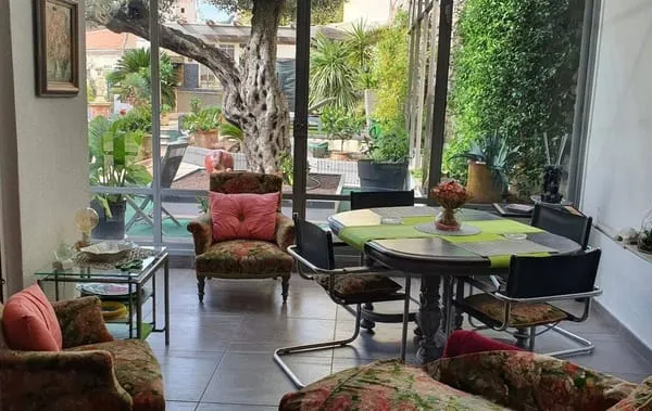 Appartement 6 pièces 196 m² 
