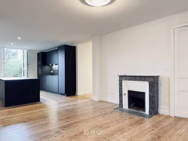 Appartement 4 pièces 136 m² 