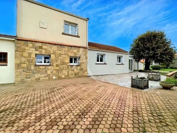 Maison 7 pièces 138 m² 