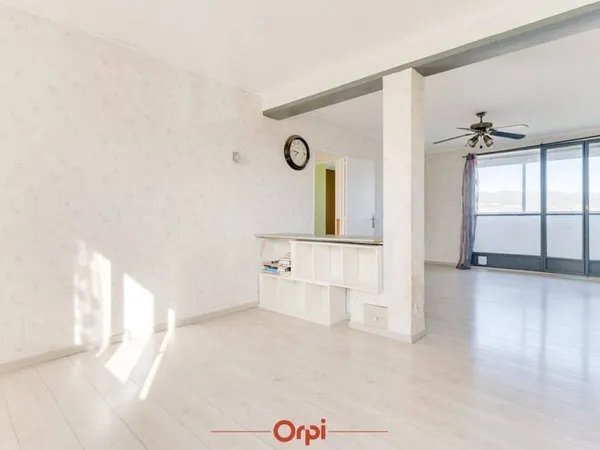 Appartement 4 pièces 81 m² 