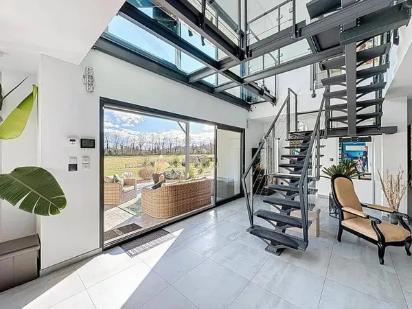 Maison 10 pièces 260 m² 