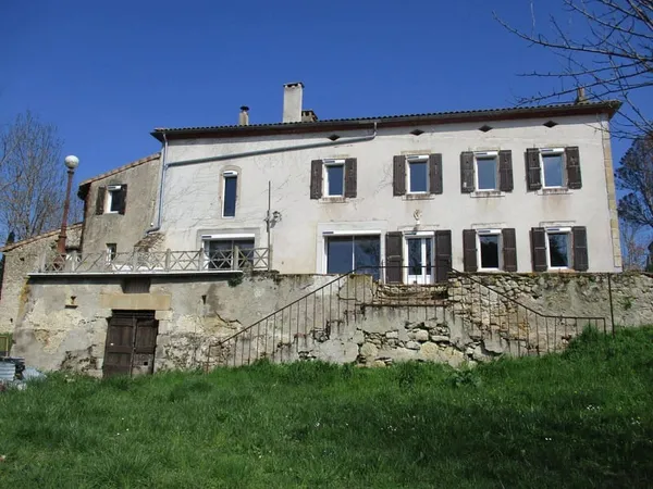Maison 6 pièces 240 m² 