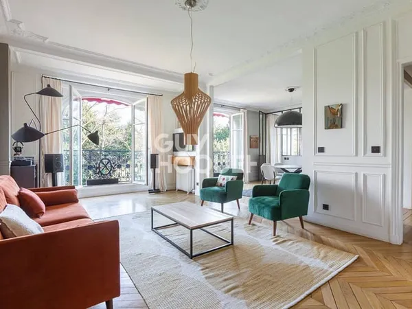 Appartement 6 pièces 160 m²