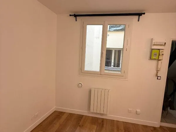 Appartement 1 pièce 15 m² 
