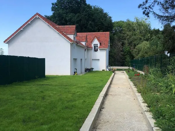Maison 1 pièce 192 m² 