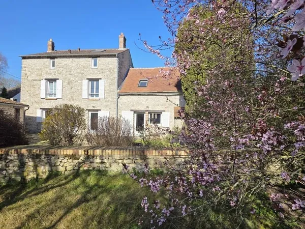 Maison 10 pièces 246 m² 