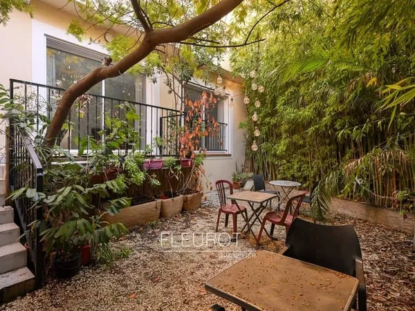 Maison 8 pièces 174 m² 