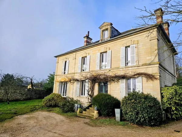 Maison 8 pièces 220 m² 