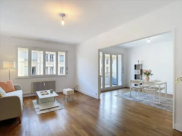 Appartement 3 pièces 93 m² 