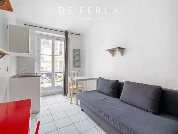 Studio 1 pièce 11 m² 