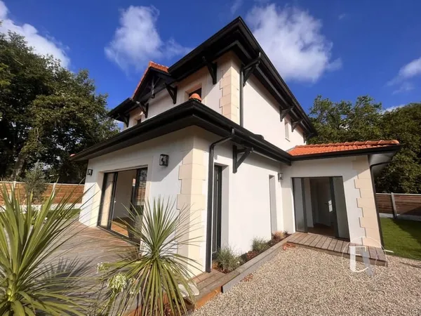 Maison 5 pièces 157 m² 