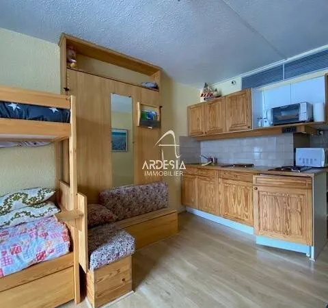 Studio 1 pièce 21 m² 