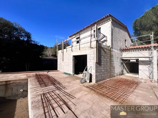 Villa 5 pièces 144 m² 