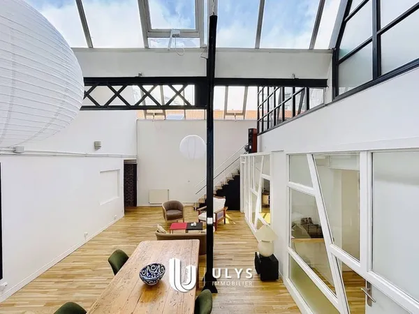 Duplex 6 pièces 116 m² 
