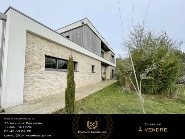 Maison 6 pièces 217 m² 
