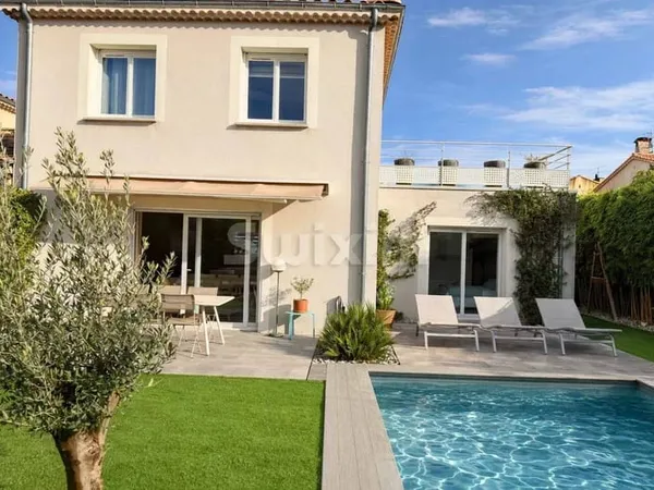 Maison 6 pièces 122 m² 