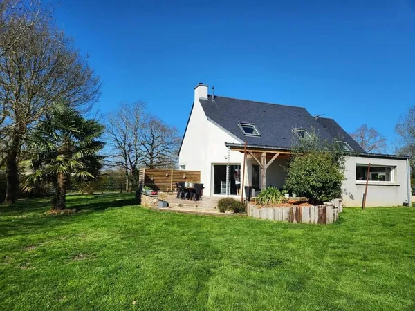 Maison 6 pièces 141 m² 