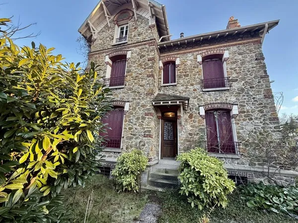 Maison 11 pièces 187 m² 