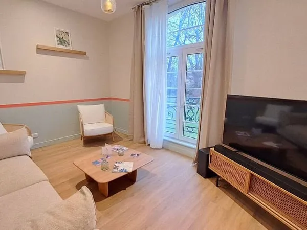Maison 1 pièce 180 m² 