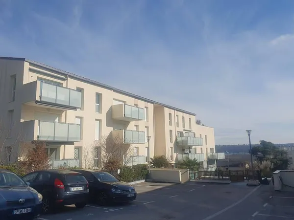 Appartement 3 pièces 63 m² 