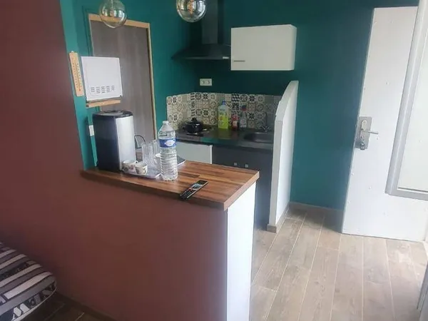 Studio 1 pièce 18 m² 