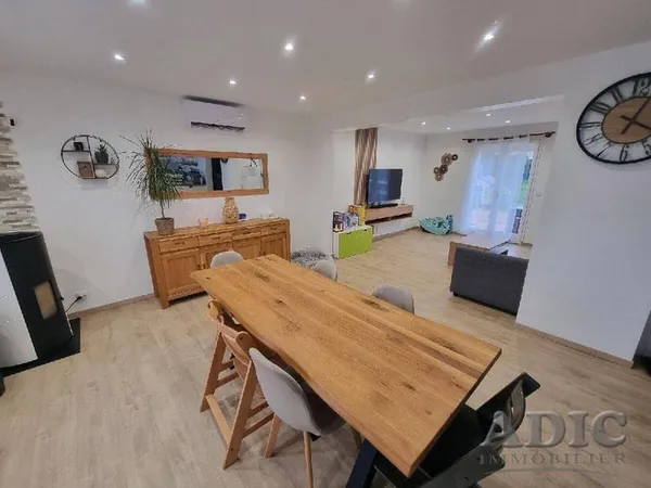 Maison 6 pièces 106 m² 