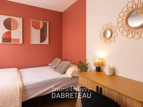 Appartement 8 pièces 128 m²