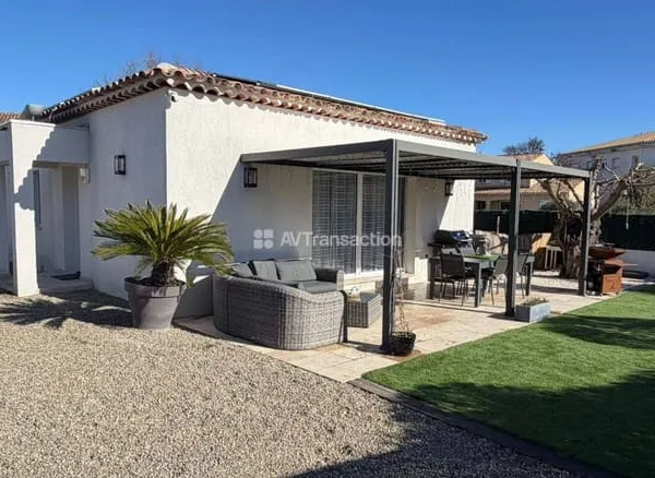 Maison de plain-pied 4 pièces 80 m² 