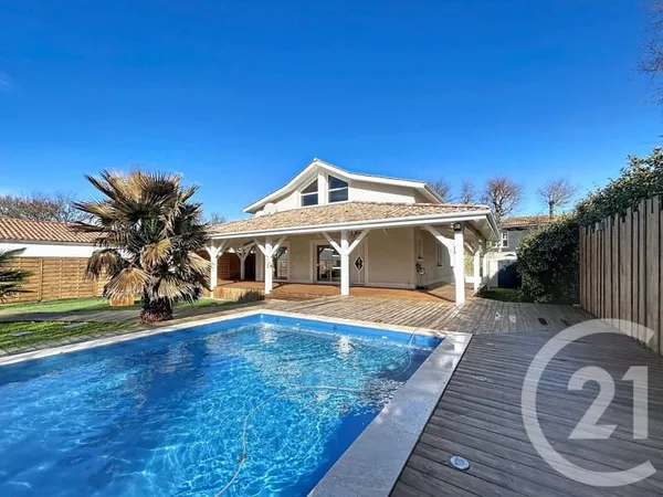 Maison 4 pièces 166 m² 