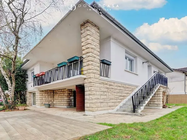 Maison 6 pièces 151 m² 