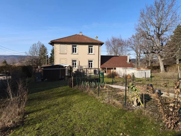 Maison 6 pièces 135 m² 