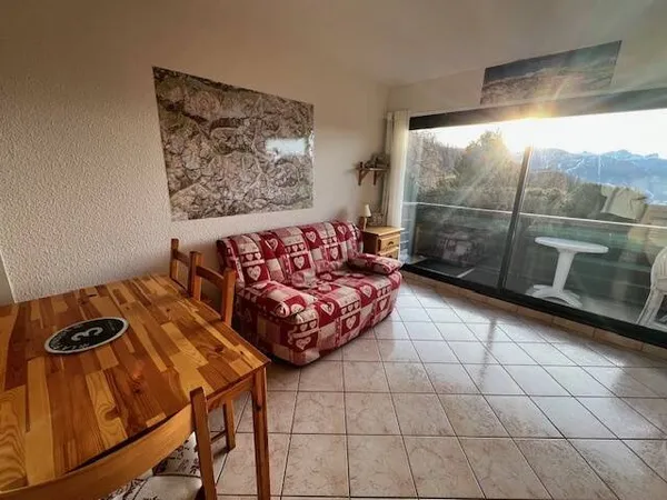 Studio 1 pièce 25 m² 