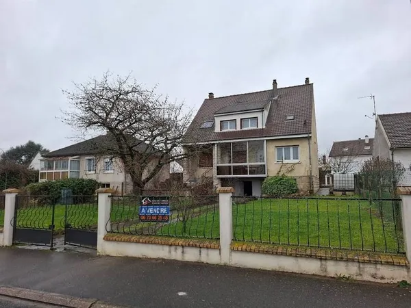 Maison 5 pièces 140 m² 