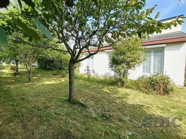 Maison de plain-pied 4 pièces 90 m² 