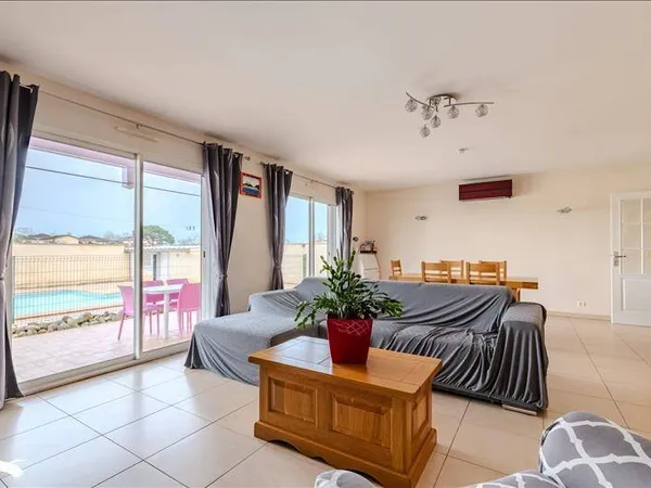 Maison de plain-pied 4 pièces 115 m² 