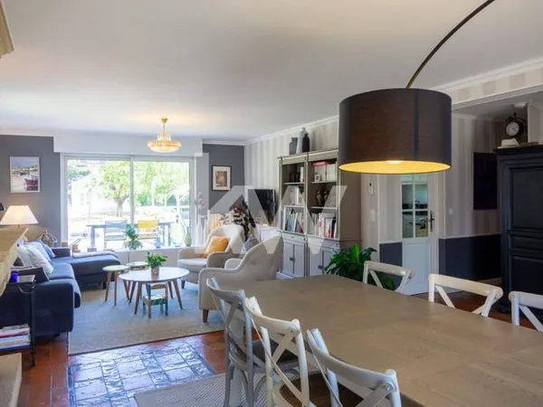 Maison 7 pièces 167 m² 
