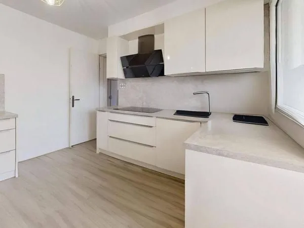 Appartement 4 pièces 84 m² 
