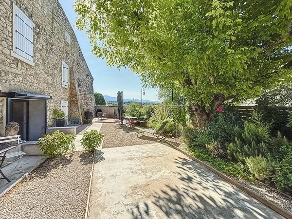 Maison 6 pièces 170 m² 