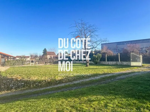 Terrain constructible 538 m²