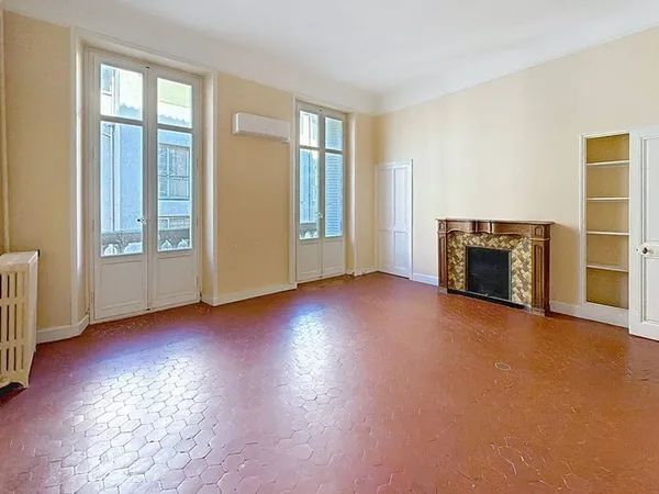 Appartement 5 pièces 124 m² 
