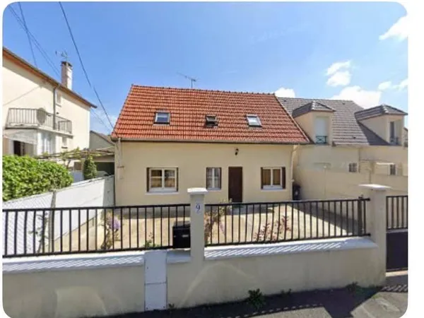 Maison 3 pièces 248 m² 