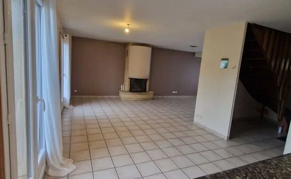 Maison 6 pièces 105 m² 