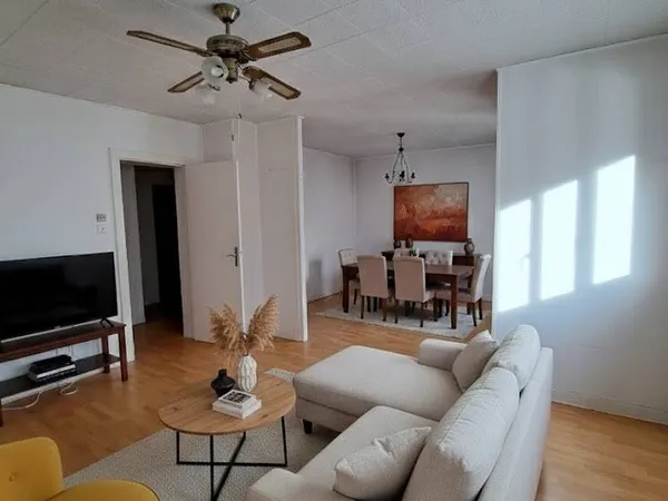 Appartement 4 pièces 82 m² 